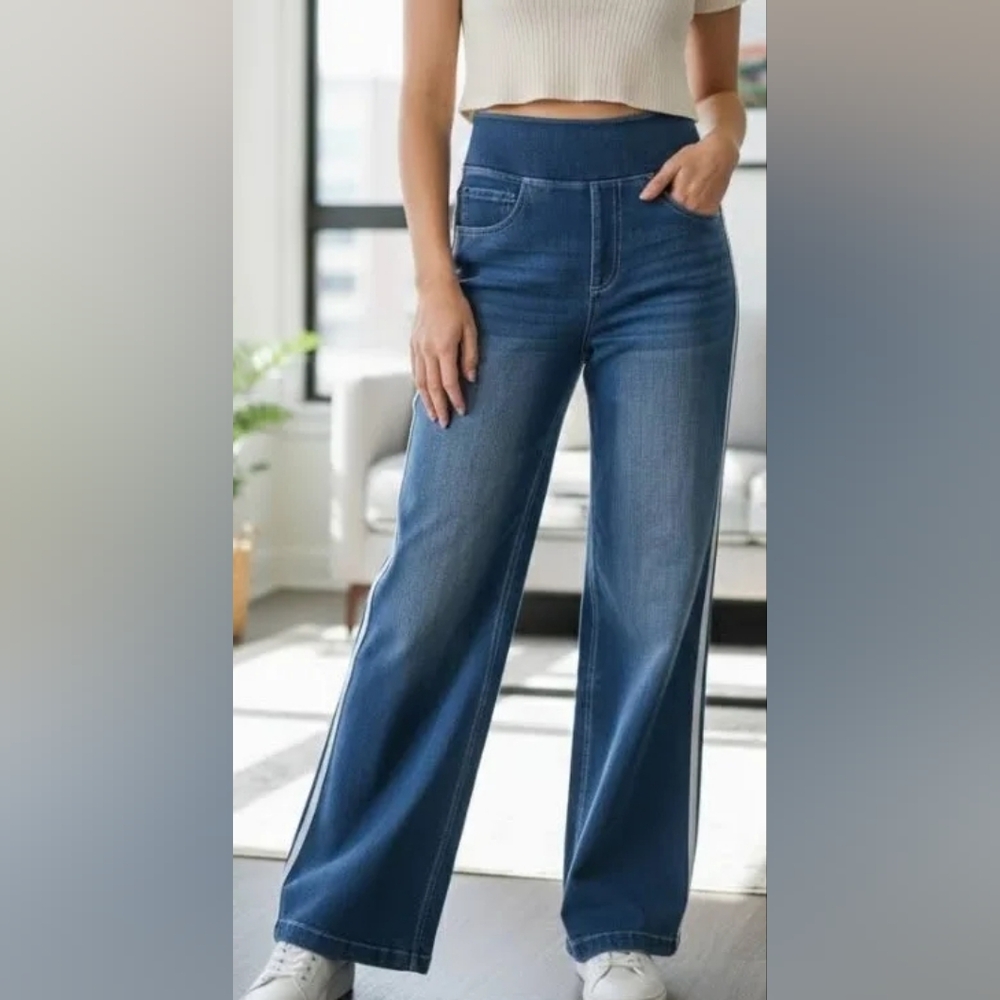 HALARA Denim Flare Jeans in Classic Blue Size M Petite